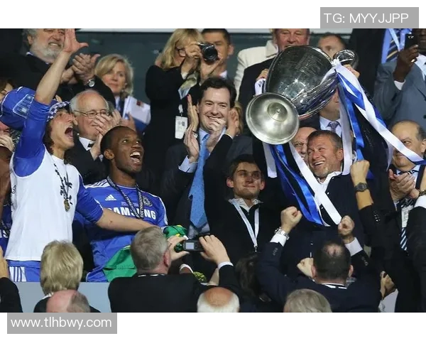 足球明星醉酒趣事视频大揭秘你能猜出是谁吗